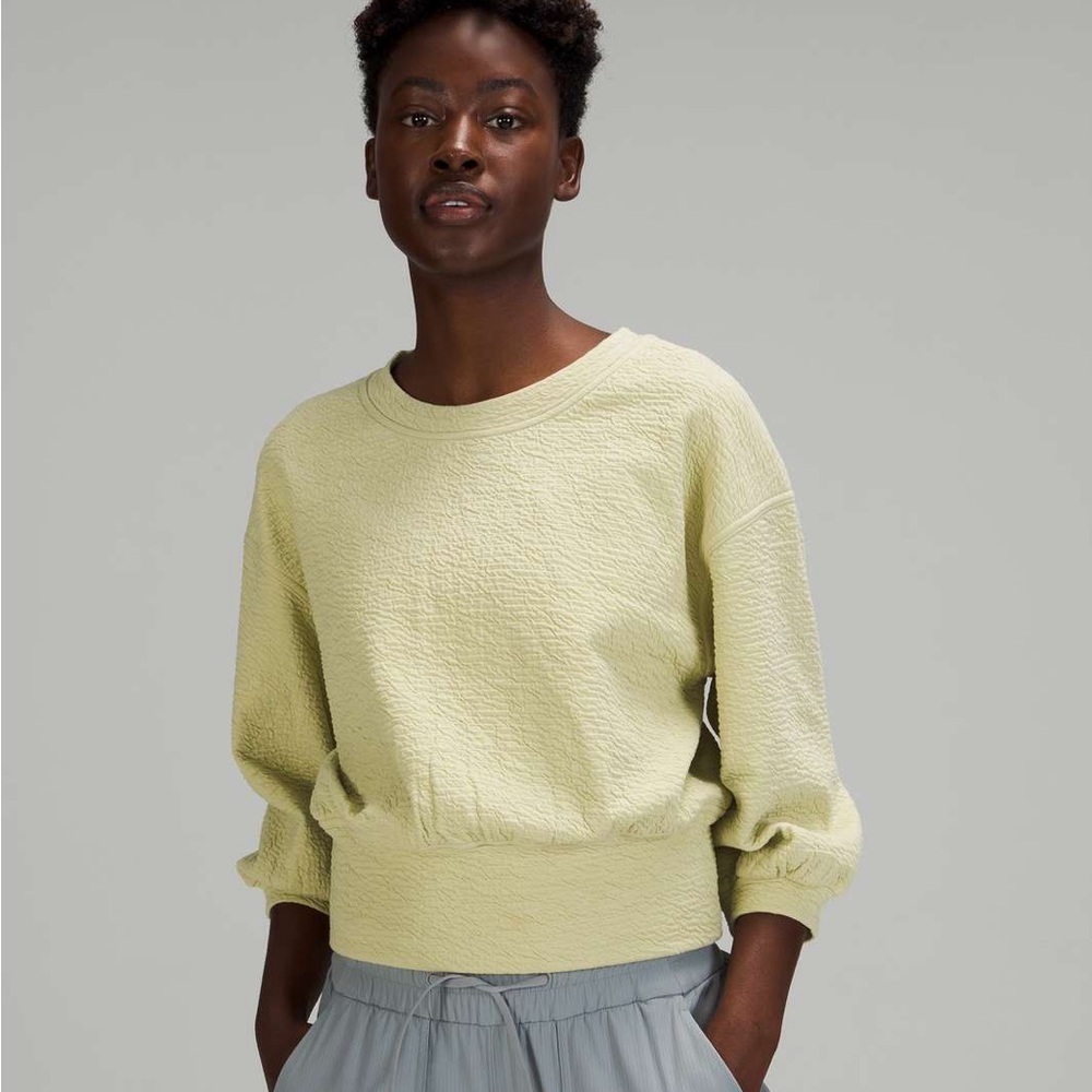 Lululemon Textured Crewneck Pullover
Dew Green